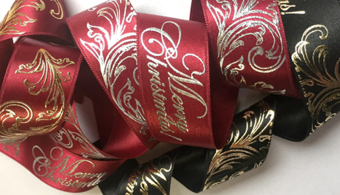 Nastri personalizzati in doppio raso con oro a rilievo per Natale, nastri per Pasqua.