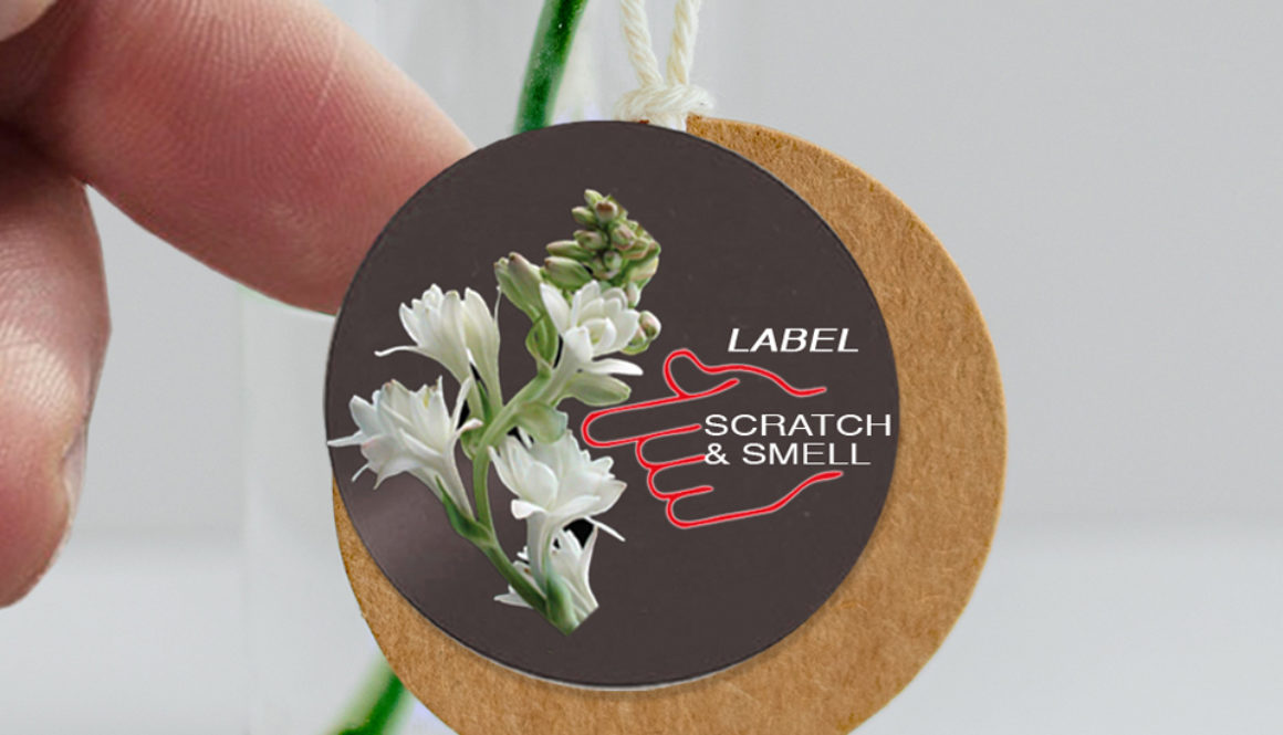 Branding olfattivo etichette profumate gratta e annusa.